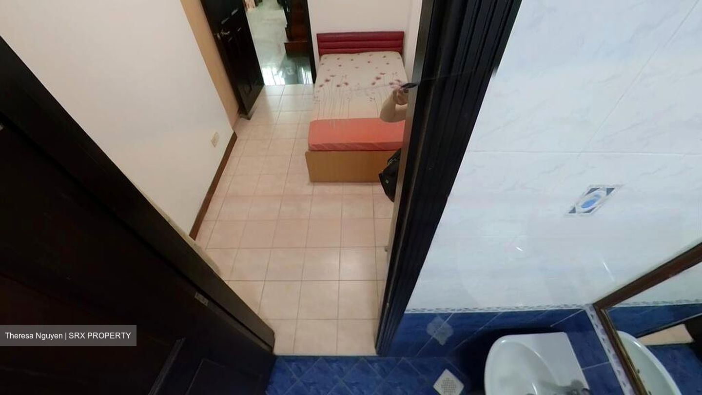 Jurong West Street 25 (D22), Terrace #453477331